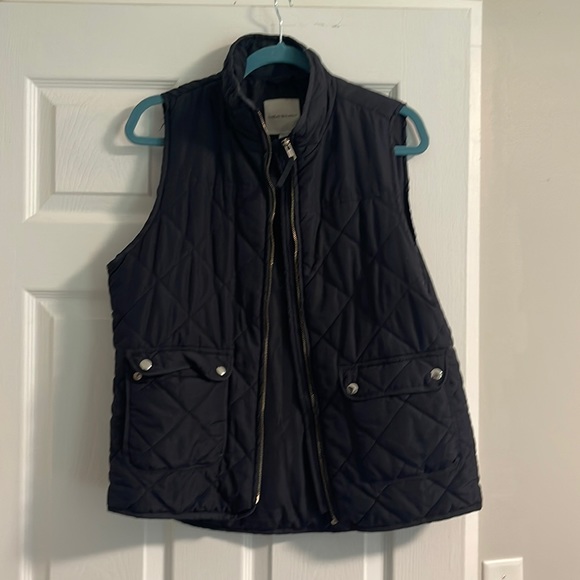 Vest - Picture 1 of 1